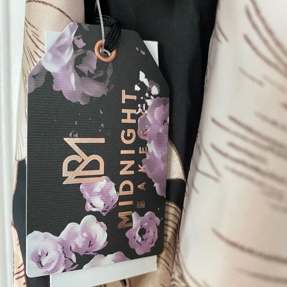 NWT Midnight Bakery 2 Piece Pajama Set Sz M - Picture 6 of 12